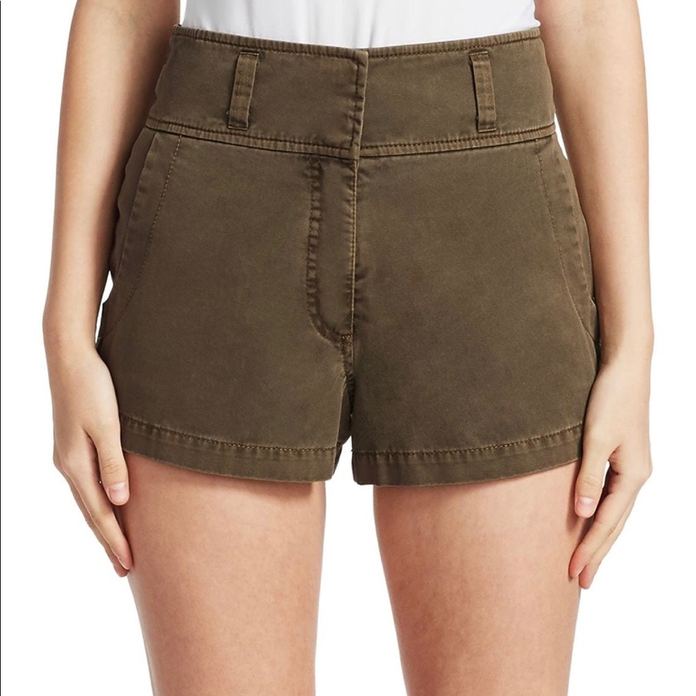 Cinq a Sept Shorts